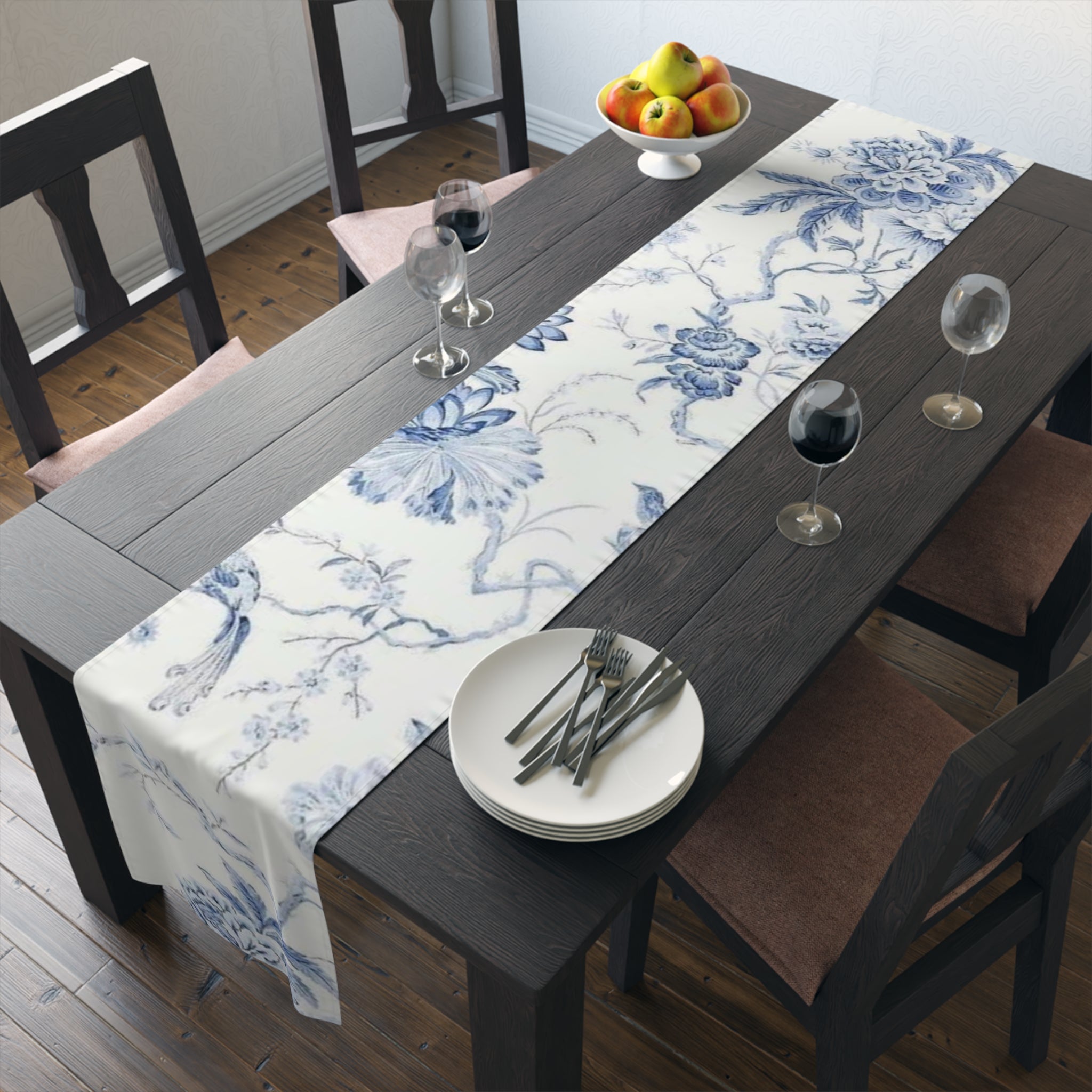 Aurelia Table Runner